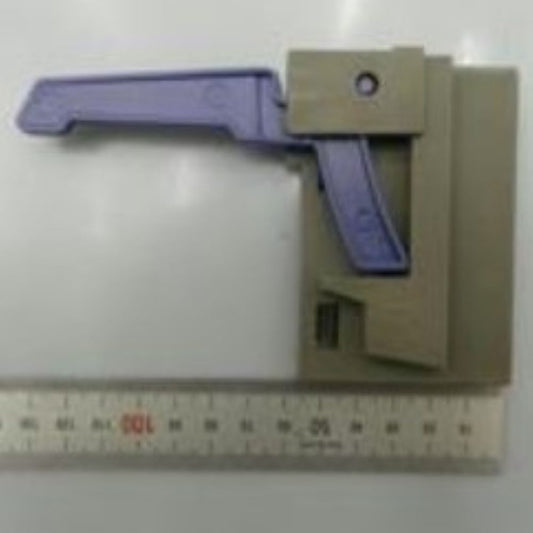 DD81-01443A Bracket Adjuster R for Samsung Dishwasher Digicare Ltd